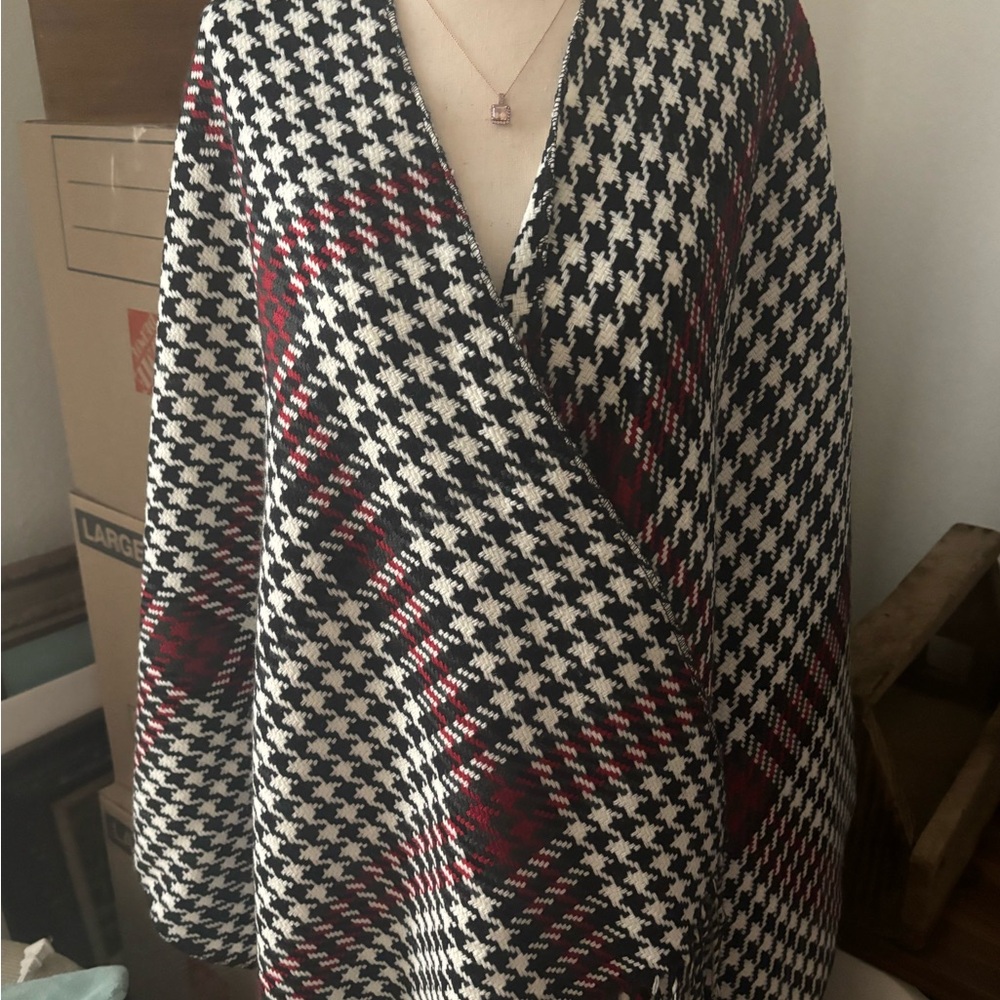 Houndstooth Wrap Poncho Holiday Wear Top Quality Final Sale